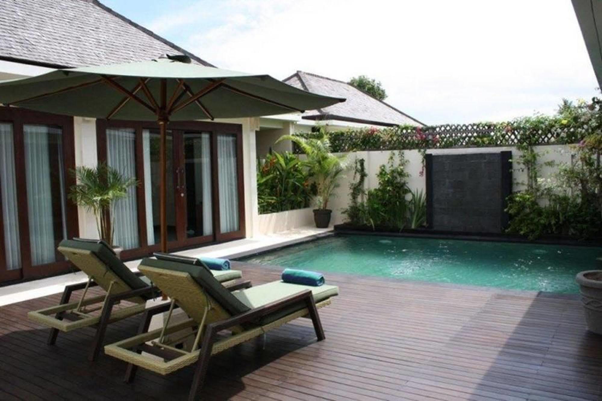 The Seri Villas Seminyak By Premier Hospitality Asia Εξωτερικό φωτογραφία