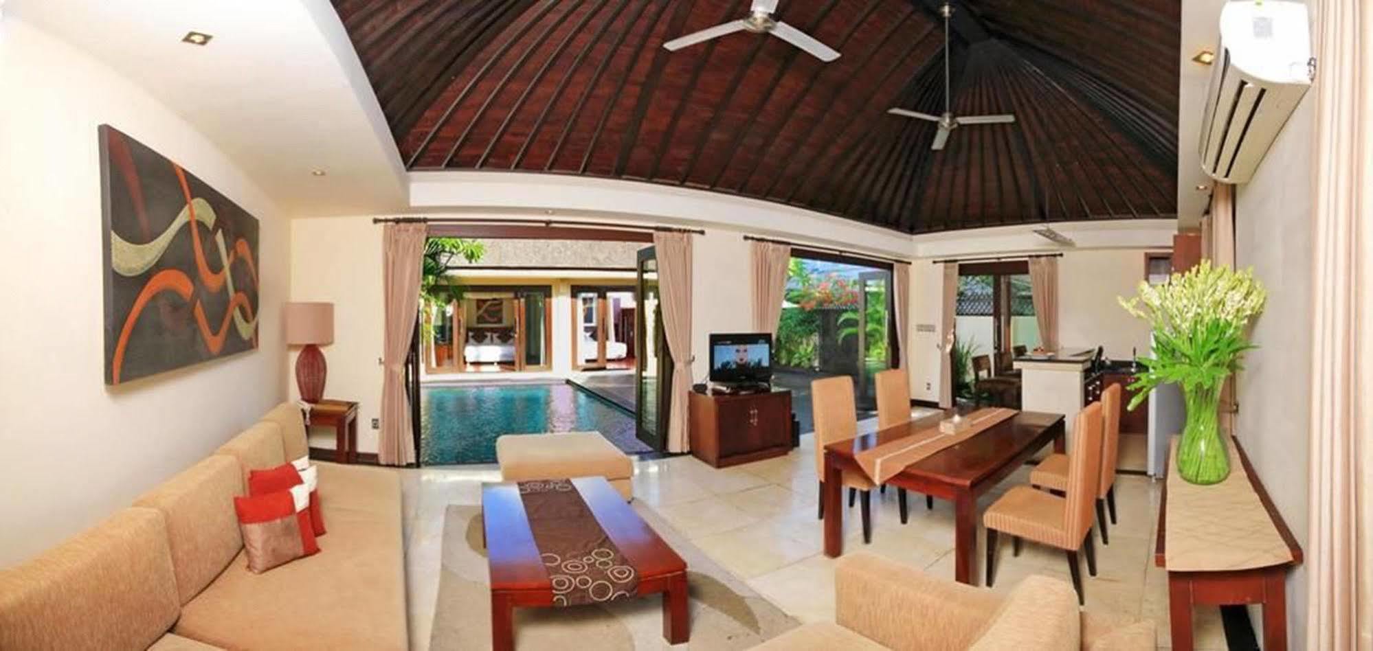 The Seri Villas Seminyak By Premier Hospitality Asia Εξωτερικό φωτογραφία